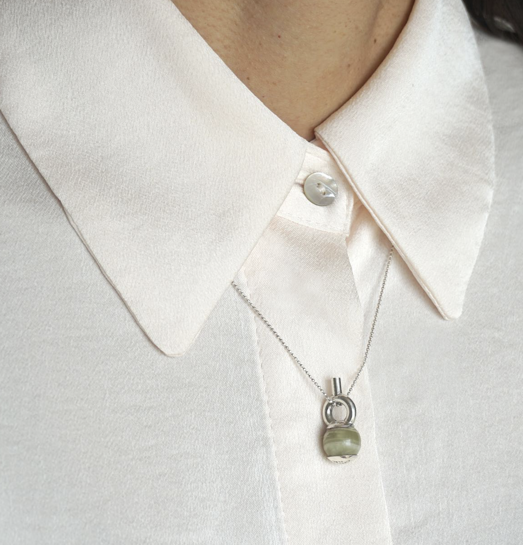 Collar Cocha Onix Verde - Imagen 2